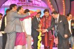 Shatrughan Sinha at TSR Tv9 national film awards on 18th July 2015 (118)_55acdf1245009.jpg