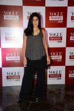 at Vogue beauty awards in Mumbai on 21st July 2015 (315)_55af9e80391a8.JPG