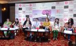 Milind Soman at Pinkathon press meet in Delhi on 28th July 2015 (21)_55b8c7e207eb9.jpg