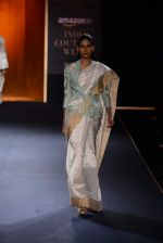 Model walks for Rahul Mishra at India Couture week day 2 on 30th July 2015 (87)_55bb2506b75dd.JPG