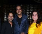 pankita sardani & Arun Sheshkumar & kailash kher  at Pankita Sardani and Arun Sheshkumar_s bash on 31st July 2015_55bca50f83f01.jpg