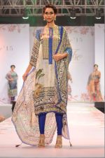 Model at Fashion show, Melange with collections by Payal Singhal on 1st Aug 2015 (183)_55bdfe7307a8a.JPG