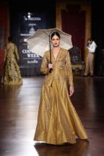 Model walk for Harpreet and Rimple Narula Show at India Couture Week 2015 on 1st Aug 2015  (47)_55be1471c6e68.JPG