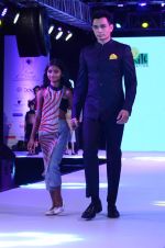 at Smile Foundations Fashion Show Ramp for Champs, a fashion show for education of underpriveledged children on 2nd Aug 2015(225)_55bf1b265fd98.JPG