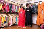 Bhagyashree Praises Rohit Verma_s Collections (1)_55c0c19f9fd14.jpg