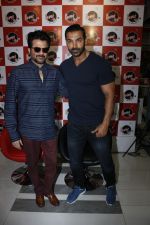 John Abraham, Anil Kapoor at Welcome Back Promotion at Fever 104 fm on 6th Aug 2015 (27)_55c4542401964.jpg