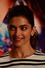 Deepika Padukone at Vogue launches its new capsule collection in Tote on 7th Aug 2015 (26)_55c5d4eb4f165.JPG