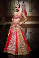 Model walks for abu jani sandeep khosla show in delhi on 7th Aug 2015 (70)_55c5d389bdebe.jpg