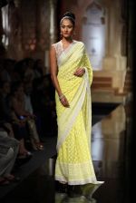 Model walks for abu jani sandeep khosla show in delhi on 7th Aug 2015(222)_55c5d30323676.jpg