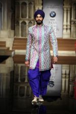 Model walks for abu jani sandeep khosla show in delhi on 7th Aug 2015(275)_55c5d3447c9c9.jpg