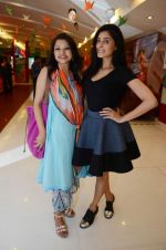 Perina Qureshi_s film screening for the fashion fraternity friends in Delhi on 9th Aug 2015 (25)_55c8557885ad8.jpg