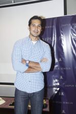 Dino Morea at Jaipur Jewels Rise Anew collection launch in Napean Sea Road on 12th Aug 2015 (186)_55cc4b9855485.JPG