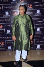 Vikram Gokhale at the Premiere of the film Gour Hari Dastaan in PVR, Juhu on 12th Aug 2015 (7)_55cc474102315.JPG