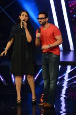 Saif Ali Khan, Sonakshi Sinha at the Promotion of Phantom on the sets of Indian Idol Junior 2015 in Mumbai on 16th Aug 2015 (75)_55d185dd6a717.JPG