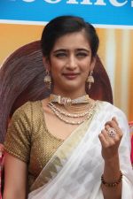 Akshara Haasan Launch Diamonds Showroom on 20th Aug 2015 (19)_55d738eb1490e.jpg