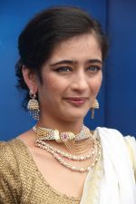 Akshara Haasan Launch Diamonds Showroom on 20th Aug 2015 (49)_55d73905c75d1.jpg