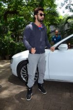 Ranbir Kapoor at Mumbai FC tee launch with PUMA in Tote on 22nd Aug 2015 (3)_55d8868a75b9b.JPG