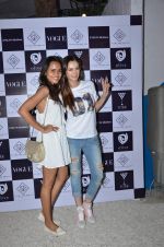 Evelyn Sharma at ngo event seams for dreams in Olive on 23rd Aug 2015 (16)_55dabbe8f16f7.JPG