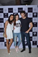 Evelyn Sharma at ngo event seams for dreams in Olive on 23rd Aug 2015 (19)_55dabbec77bb3.JPG
