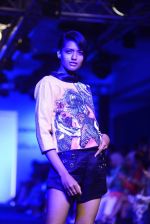 Model walk the ramp for Gen next Show on day 1 of LIFW on 26th Aug 2015 (180)_55decefc93b6c.JPG