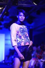 Model walk the ramp for Gen next Show on day 1 of LIFW on 26th Aug 2015 (181)_55decefdba836.JPG