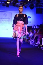 Model walk the ramp for Gen next Show on day 1 of LIFW on 26th Aug 2015 (185)_55decf014ce76.JPG