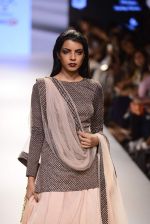 Model walk the ramp for Payal Singhal Show on day 1 of LIFW on 26th Aug 2015 (92)_55ded2556f93b.JPG