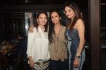 Poonam Soni, Suchitra Pillai and Madhoo Shah at Poonam Soni_s preview of Festie Jewels in Hakkasan, Mumbai on 28th Aug 2015_55e1986ced08c.jpg