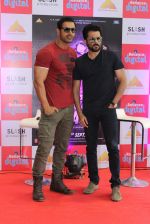 John Abraham and Anil Kapoor at Welcome Back promotions in Reliance Digital, Juhu on 29th Aug 2015 (93)_55e308db07799.JPG