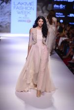 Model walks for Anushree Reddy Show at LIFW Day 5 on 29th Aug 2015  (68)_55e2ff6dcaaa7.JPG