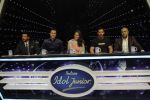 Sonakshi Sinha, John Abraham, Anil Kapoor, Salim merchant, Vishal Dadlani on Indian Idol Location on 31st Aug 2015 (14)_55e5544e7ad65.jpg