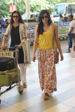 Adah Sharma snapped at the airport on 6th Sept 2015 (11)_55ed512627681.JPG