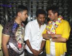 Harmeet and Manmeet of Meet Bros_ with Prabhu Deva at Manmeet_s birthday party in Levo Lounge_55f27da61ed4d.jpg
