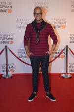 at Top Shop Red Carpet on 24th Sept 2015 (63)_560535614c069.JPG