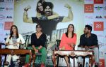 Lara Dutta, Akshay Kumar, Amy Jackson, Prabhu Deva at Singh is Bling press meet in Delhi on 28th Sept 2015 (82)_56093f6606f9a.jpg