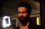 Shahid Kapoor at GQ men of the year 2015 on 26th Sept 2015 (1758)_5608d6ef581ee.JPG