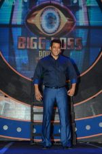 Salman Khan at Bigg Boss Double Trouble Press Meet in Filmcity, Mumbai on 28th Sept 2015 (208)_560a382e0ea38.JPG
