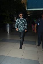 Ranveer Singh snapped at the airport on 30th Sept 2015 (27)_560ce70914a72.JPG