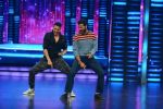 Singh is Bling promotions along with Akshay kumar and Prabhu Deva in Dance +_560e5441a3dee.jpg