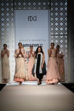 Model walk the ramp for Kavita Bhartia on day 1 of Amazon india fashion week on 7th Oct 2015 (148)_56160dd4906ab.JPG