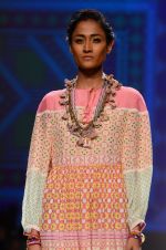 Model walk the ramp for Tanvi Kedia show on day 2 of Amazon india fashion week on 8th Oct 2015 (83)_56167fc6459e9.JPG
