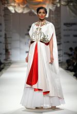 Model walk the ramp for Samant Chauhan Show at Amazon Fashion Week Day 3 on 9th Oct 2015  (18)_5619059813108.JPG