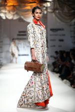 Model walk the ramp for Samant Chauhan Show at Amazon Fashion Week Day 3 on 9th Oct 2015  (24)_561905a4ee67e.JPG