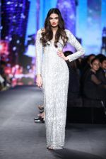 Athiya Shetty walk the ramp for Rohit and Rahul Gandhi Show on Day 4 of Amazon India Fashion Week on 10th Oct 2015 (279)_561a55332a702.JPG