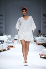 Model walk the ramp for Aneeth Arora Show on Day 4 of Amazon India Fashion Week on 10th Oct 2015 (35)_561a513be703a.JPG