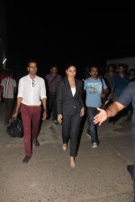 kareena kapoor snapped at mehboob as she shoots for her film on 14th Oct 2015 (2)_561f452b9c193.JPG