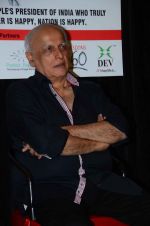 Mahesh Bhatt at the tribute for APJ Abdul Kalam birth anniversary - Make your mother smile, campaign by Yuva on 15th Oct 2015 (50)_5620f9dcb67b3.JPG