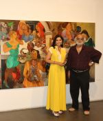 Actress Lisa Ray and eminent Artist Gurucharan Singh inaugurated Song of Life unique Art Exhibition by eminent Artist Gurucharan Singh Other guest including Eminent Artist Brinda on 16th Oct 2015_562380ab5932f.JPG