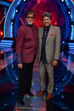 Amitabh Bachchan and Kapil Dev in Aaj Ki Raat Hai Zindagi_5625e7d648437.jpg