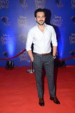 Emraan Hashmi at Beauty and the Beast red carpet in Mumbai on 21st Oct 2015 (15)_5628c6b61c7a1.JPG
